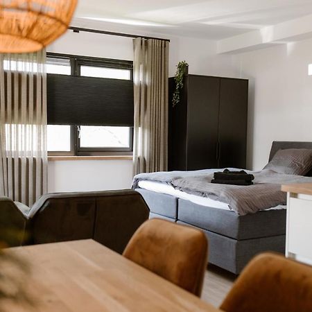 De La Rue Vakantiesuites Sleeuwijk Экстерьер фото