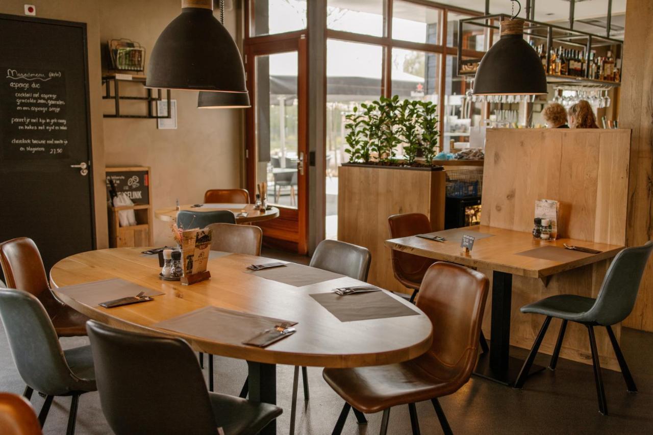 De La Rue Vakantiesuites Sleeuwijk Экстерьер фото